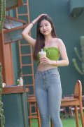 镜子中我们的连系处发出 - 镜子中我们的连系处